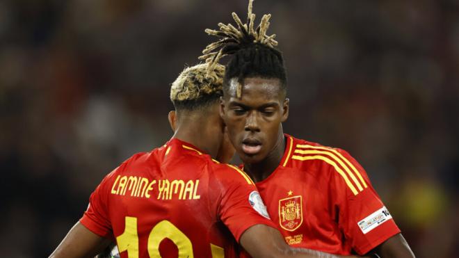 Lamine Yamal y Nico Williams en un partido con España (Cordon Press)