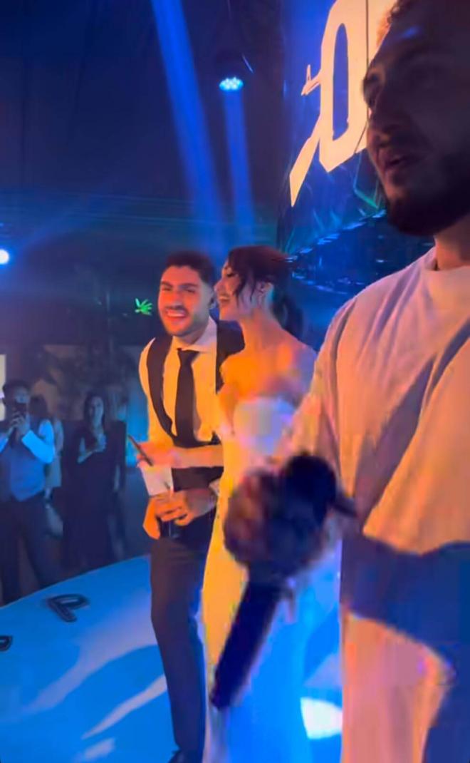 Omar Montes, en la boda de Unai Núñez y Cintia Roldán.