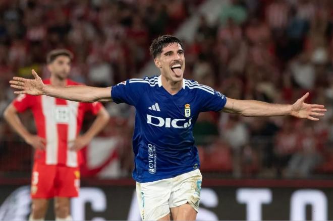 Nacho Vidal celebra su gol en el Almería-Real Oviedo (Foto: RO).