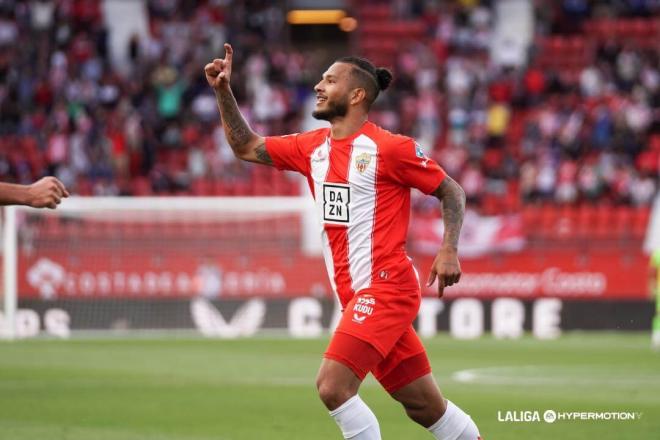 Luis Suárez, en un partido del Almería (FOTO: LALIGA).