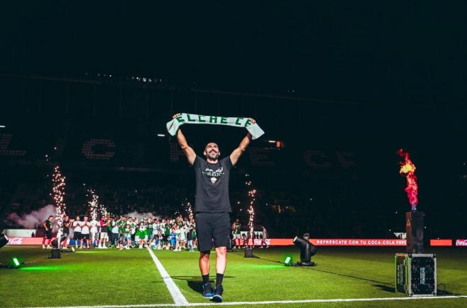 Eder Sarabia renueva con el Elche (Foto: Elche).