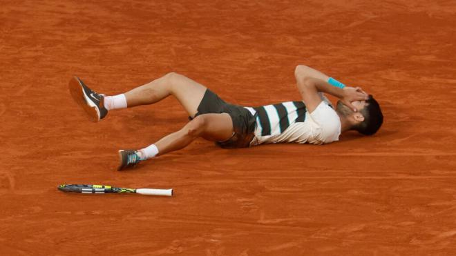 Carlos Alcaraz tras ganar la final de Roland Garros (Cordon Press)