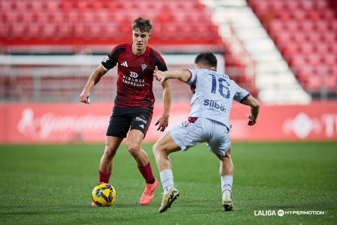 Hugo Rincón, con el Mirandés (Foto: LALIGA).