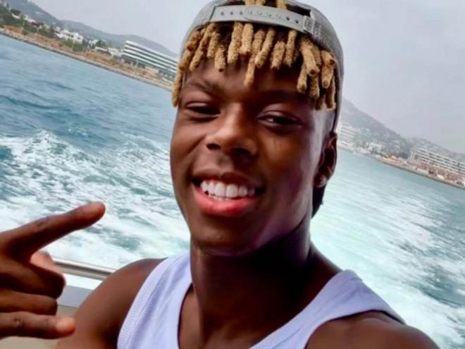 El jugador del Athletic Club Nico Williams de vacaciones en Ibiza (Foto: Instagram).