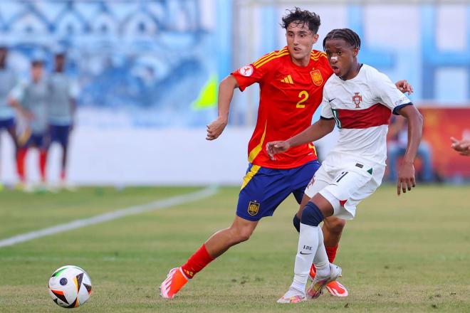 Cardoso Varela jugando contra España (Cordon Press)