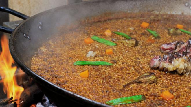 Alimentación en el Roig Arena