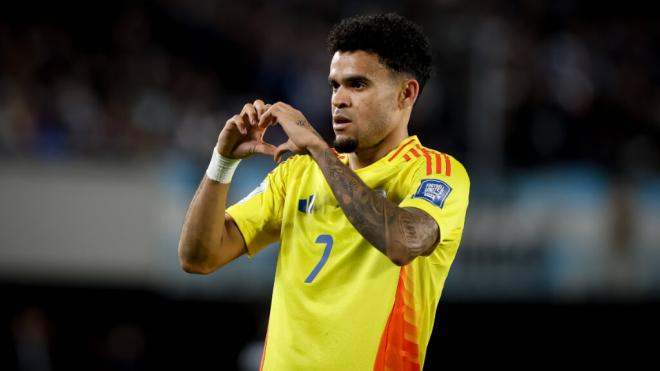 Luis Díaz celebrando un gol con Colombia (Cordon Press)