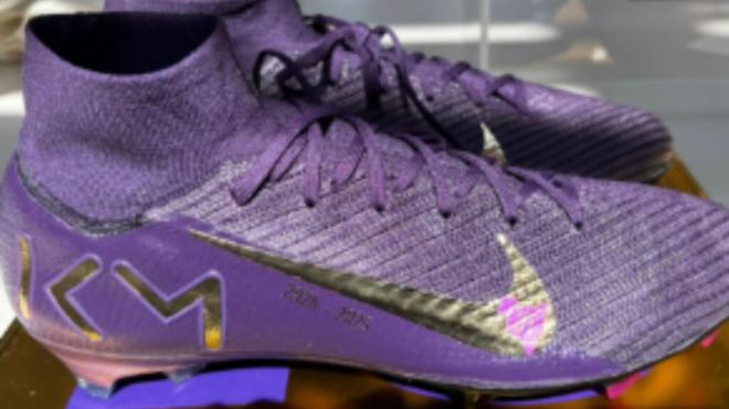 Botas de Kylian Mbappé (Foto: Instagram Mbappé)