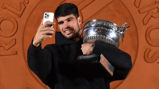 Carlos Alcaraz después de ganar Roland Garros (Cordon Press)