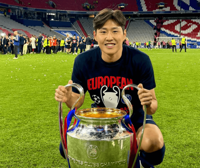 Kangin Lee, campeón de Champions League este año con el París