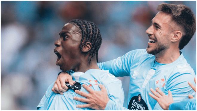 Ilaix Moriba y Óscar Mingueza. (Foto: RC Celta)