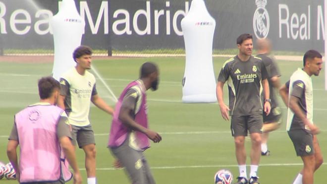 250617_dep_mochila_mcl25_adri_zm__entreno_real_madrid_frame_73583.jpeg