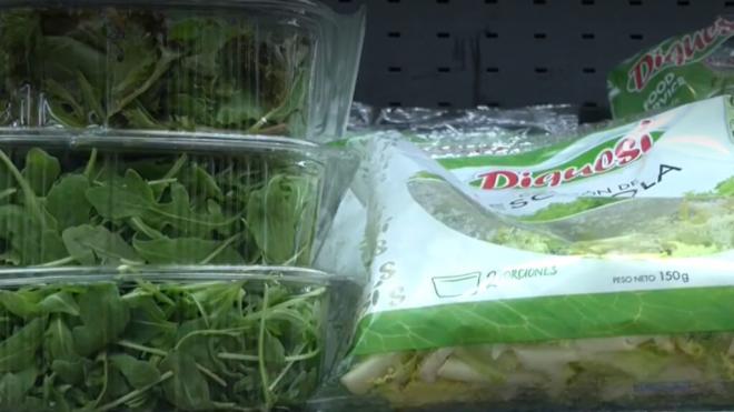 Ensaladas envasadas y listas para comer (Foto: Noticias Cuatro)
