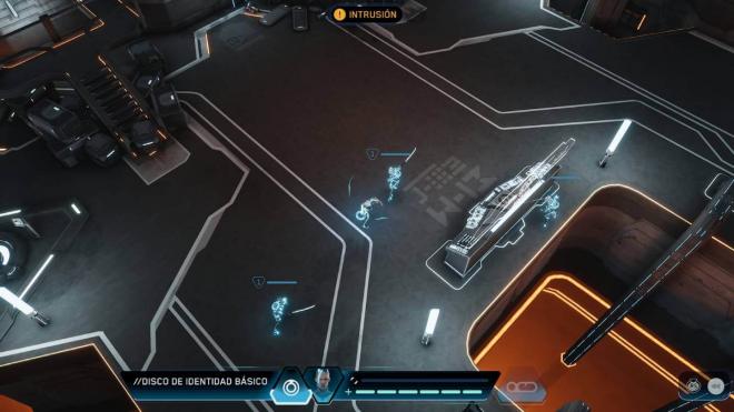 Uno de tantos combates en Tron: Catalyst
