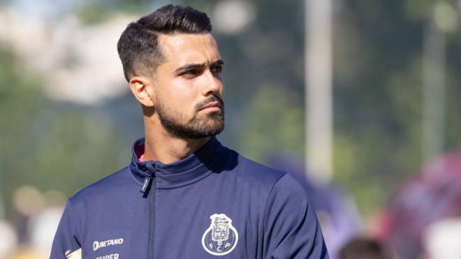 Diogo Costa, en un partido con el Oporto (Cordon Press)