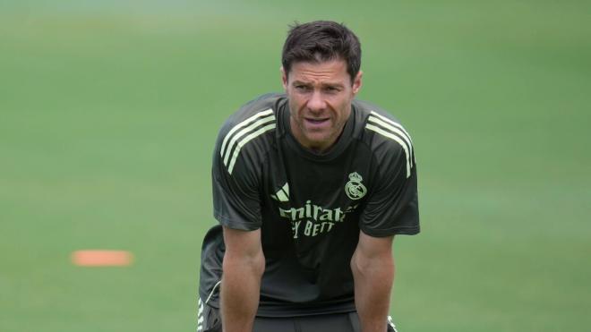 Xabi Alonso en el entrenamiento del Real Madrid (Cordon Press)