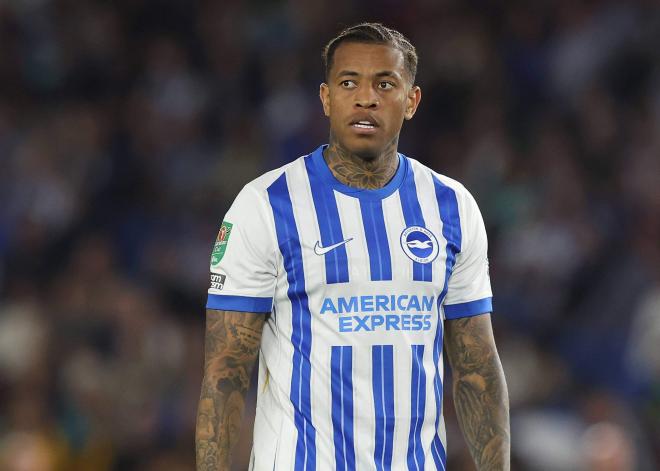 Igor Julio, en un partido con el Brighton (Foto: Cordon Press).