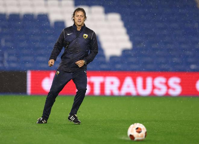 Matías Almeyda, durante un entrenamiento con el AEK (Foto: Cordon Press).