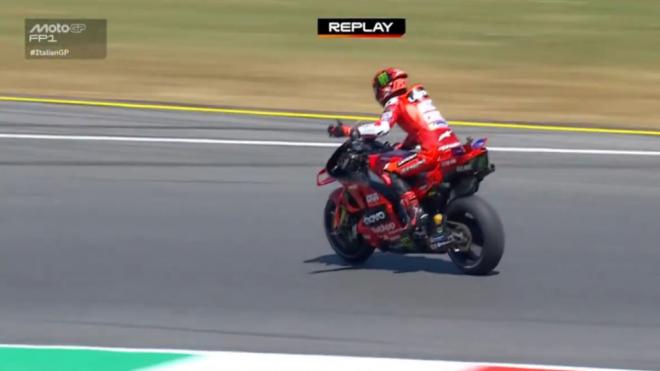 Pecco Bagnaia, durante los Libres 1 del Gran Premio de Italia (Foto: MotoGP).