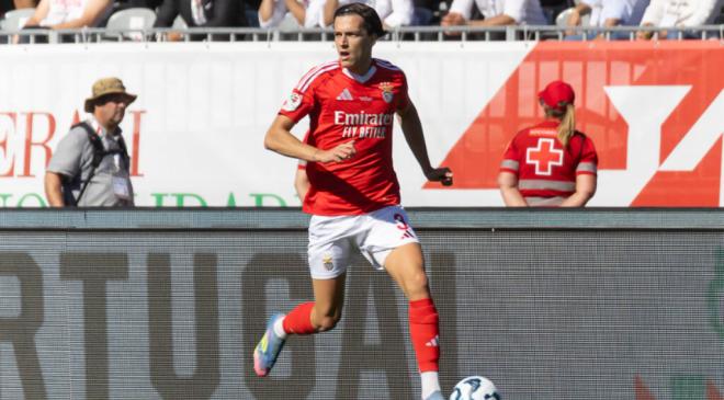Álvaro Carreras, durante un partido con el Benfica (foto: Cordon Press).