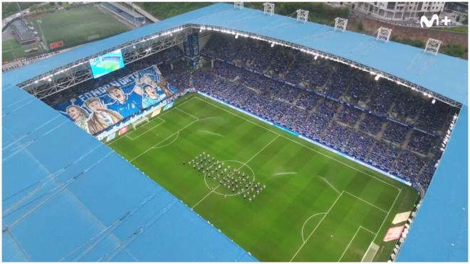 El estadio Carlos Tartiere en la final del playoff. (Foto: @MovistarFutbol)