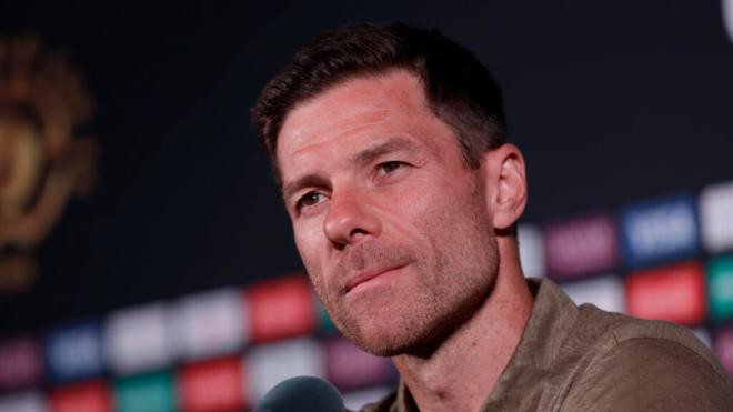 Xabi Alonso en rueda de prensa (Fuente: EFE)