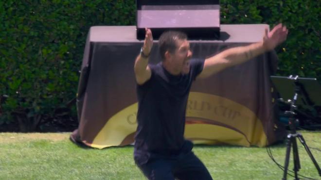 El Cholo Simeone tras un posible penalti a Giuliano (ElDesmarque)