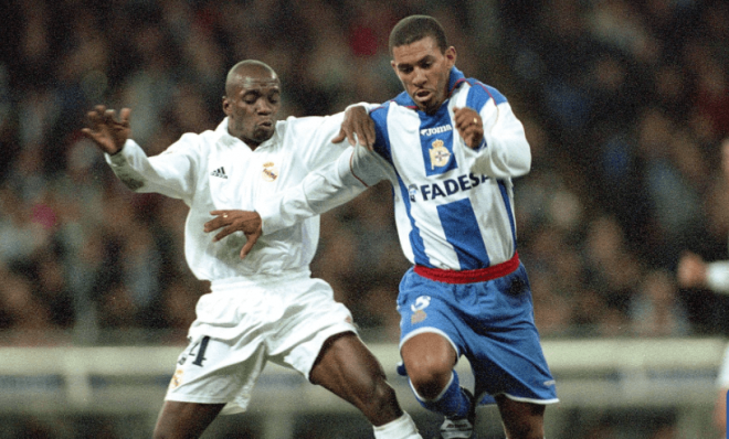 Djalminha en un partido con el Deportivo de La Coruña (Foto: Cordon Press)