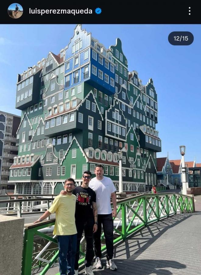 Luis Pérez de viaje en Holanda con amigos