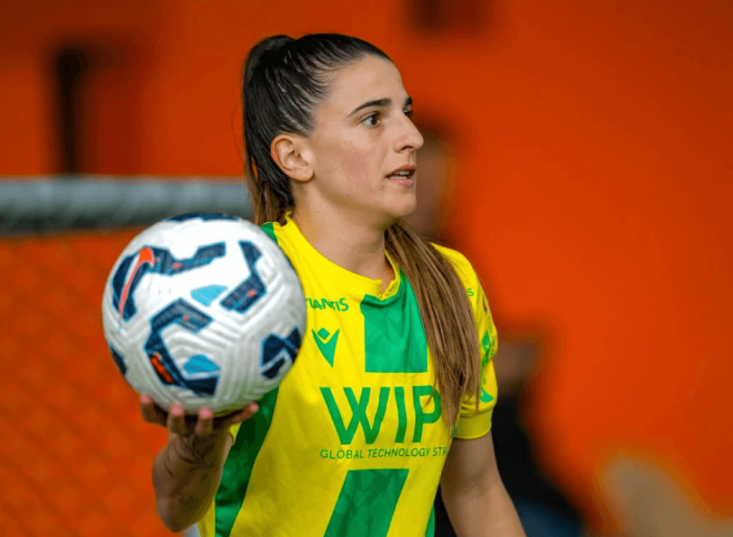 Andrea Recio