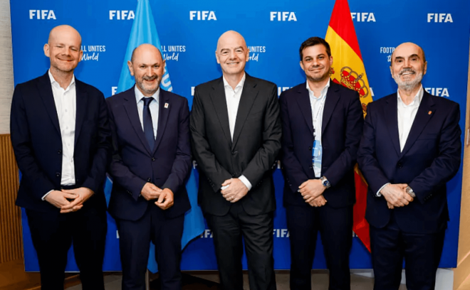 El presidente asistió, junto al secretario general de la RFEF, Álvaro de Miguel, y el director In