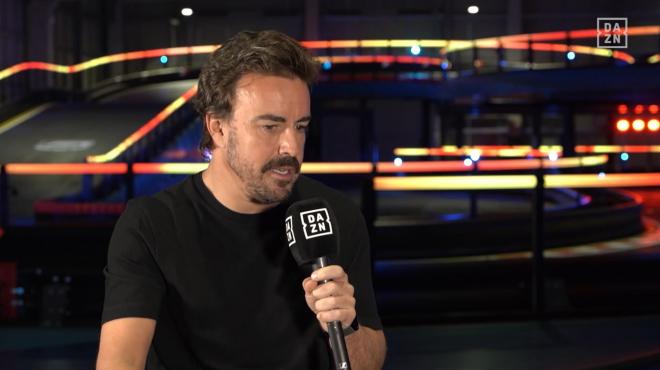Fernando Alonso desvela que su jugador favorito es Kylian Mbappé (captura DAZN).