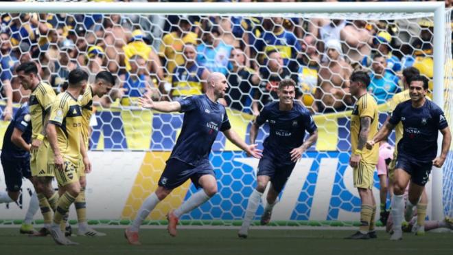 Christian Gray celebra el gol del Auckland City (Foto: @fifaworldcup_es)