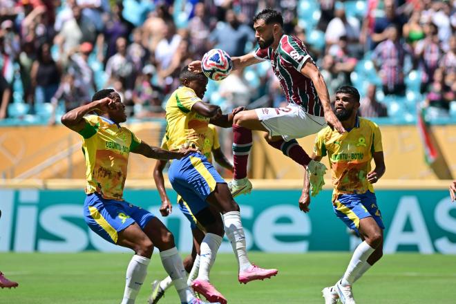 Jugada del Mamelodi-Fluminense del Mundial de Clubes (FOTO: Cordón Press).