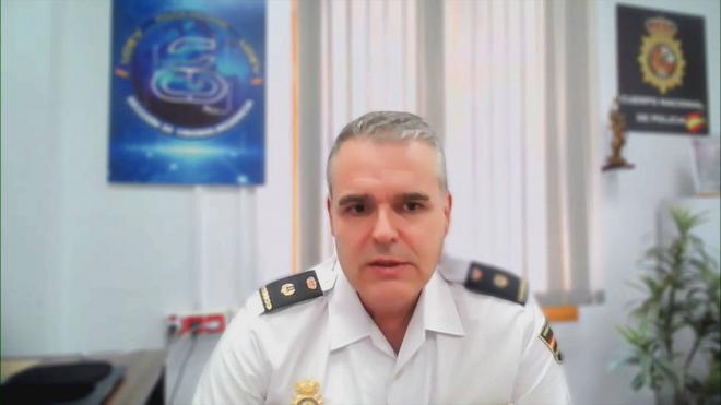 Andrés Román, comisario (Foto: ElDesmarque)