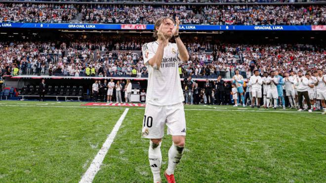 Luka Modric despidiéndose del Real Madrid (Cordon Press)