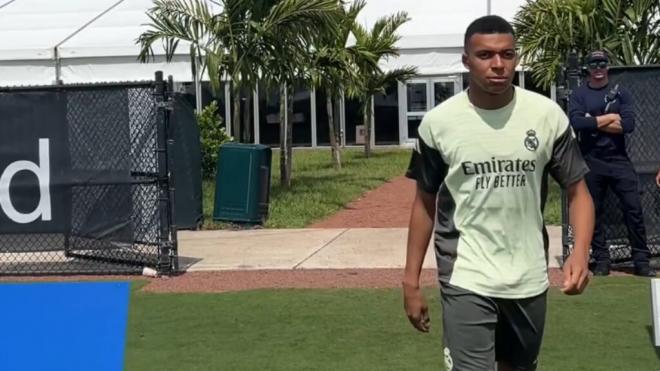 Kylian Mbappé en un entrenamiento con el Real Madrid (Foto: RMA)