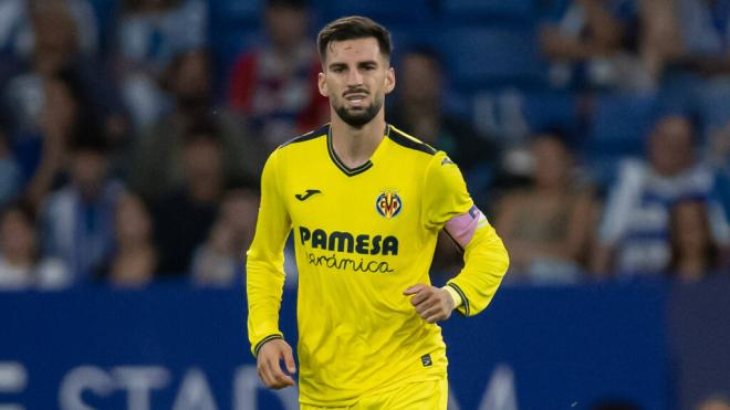 Álex Baena, en un partido con el Villarreal (Cordon Press)