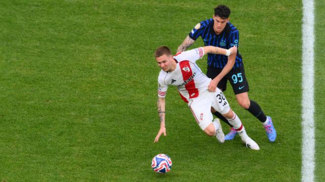 Franco Mastantuono en el partido contra el Inter de Milán (Foto: Cordon Press)