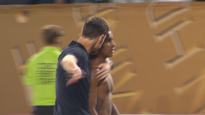 Xabi Alonso con Rodrygo Goes tras el Salzburgo - Real Madrid (Imagen ElDesmarque)