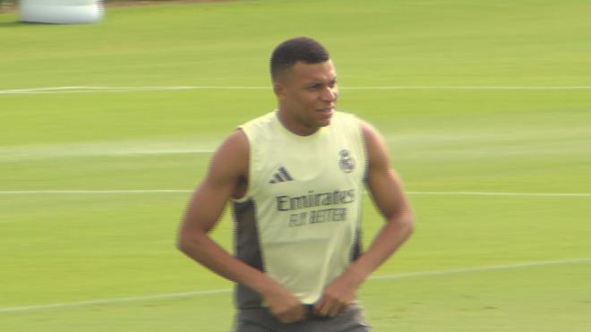 Kylian Mbappé, durante el último entrenamiento del Real Madrid.