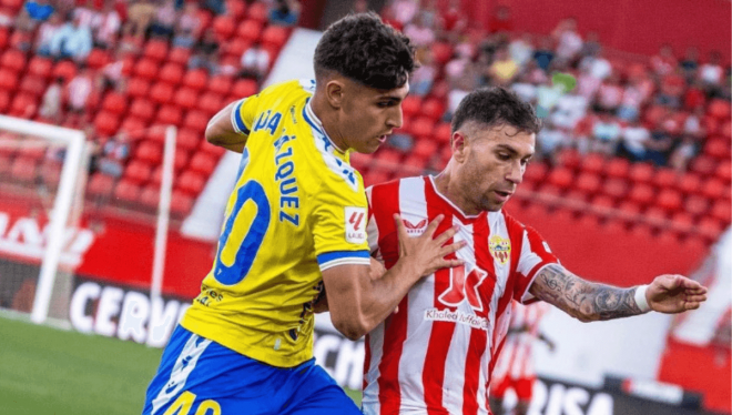 Borja Vázquez, el día de su debut con el primer equipo del Cádiz (Foto: Instagram).