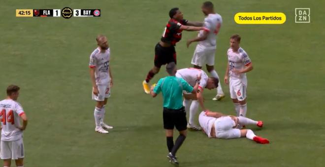 Pelea entre Plata y Tah durante el Flamengo-Bayern.