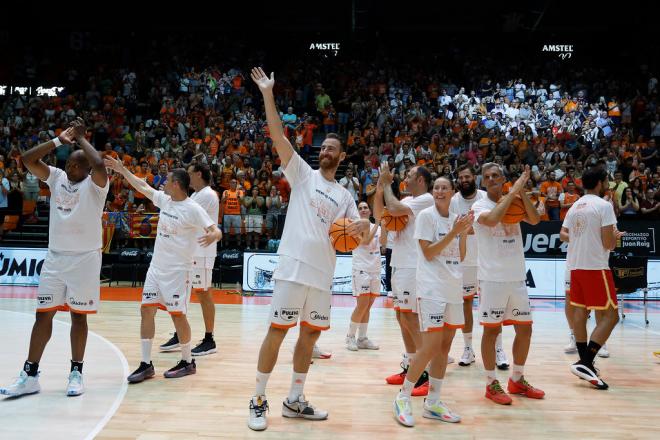Valencia Basket se despide de la Fonteta (Foto: Miguel Ángel Polo)