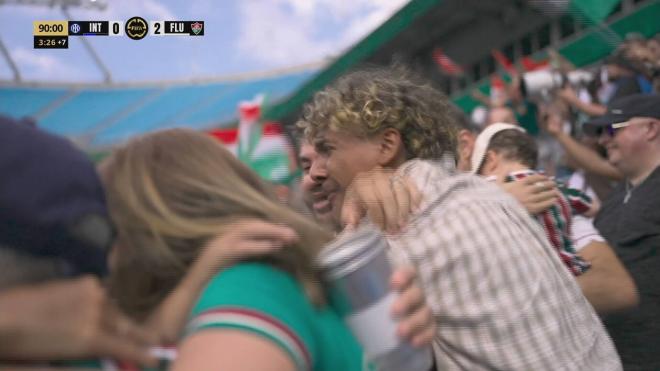 Aficionados de Fluminense celebran la clasificación a cuartos (Foto: Telecinco)
