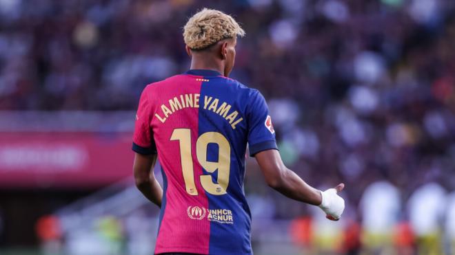 Lamine Yamal con el número 19 del Barcelona (Europa Press)