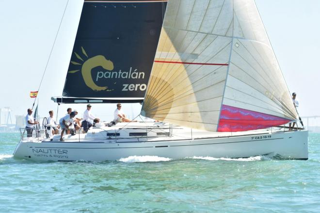 La embarcación ‘Pantalán Zero’, durante la XVIII Regata Amigos de la Vela, Avante Canasta.