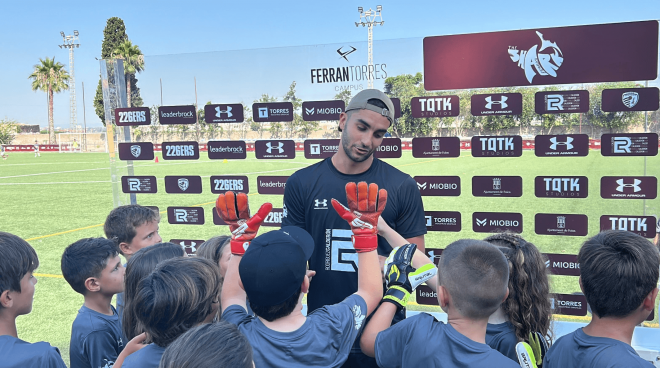 Ferran Torres en su campus