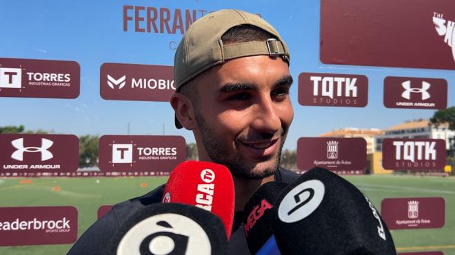 Ferran Torres hablando de Nico Williams (ElDesmarque)