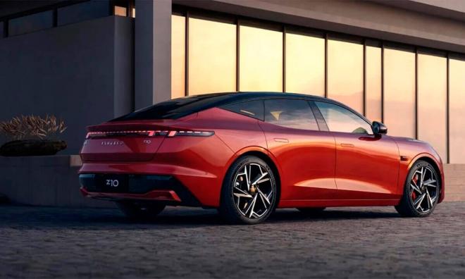 Lynk & Co 10